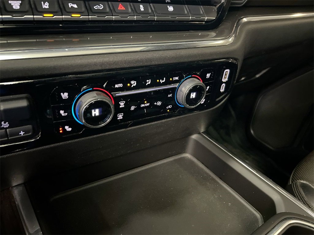 Used 2025 Chevrolet Silverado 2500 High Country w/ Technology Package image 16