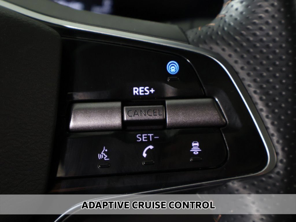 Used 2024 Nissan Ariya AWD image 5