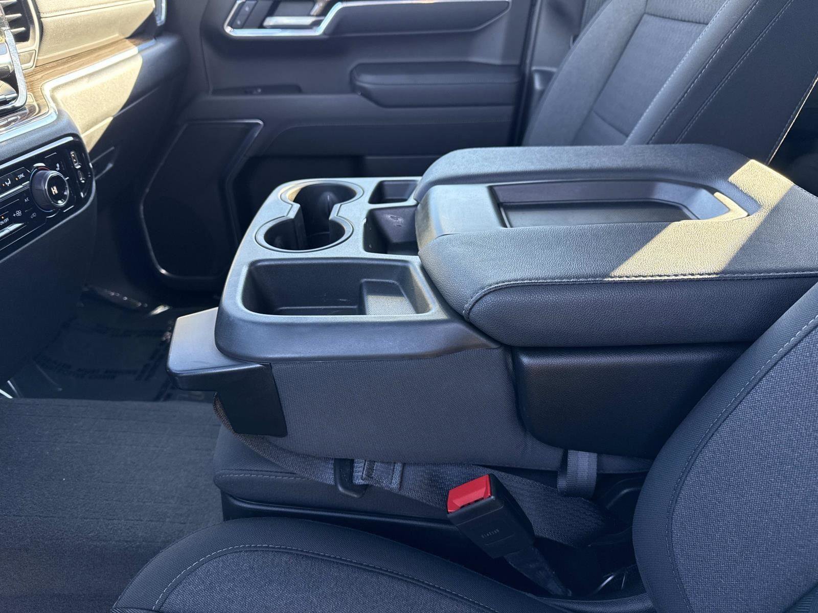 Used 2023 Chevrolet Silverado 1500 LT image 13