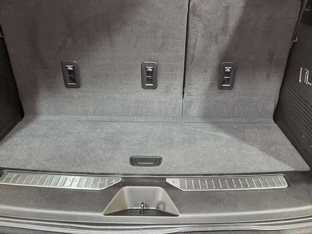 Used 2023 GMC Yukon Denali Ultimate AWD/4WD image 21