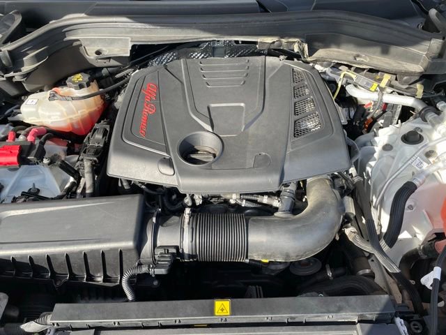 Used 2022 Alfa Romeo Stelvio Sprint image 34