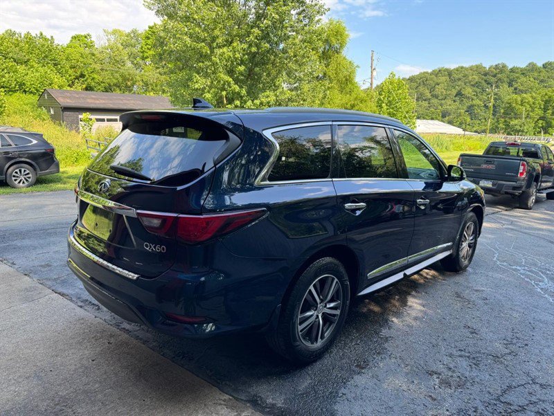 Used 2019 INFINITI QX60 Luxe w/ Essential Package AWD/4WD image 4