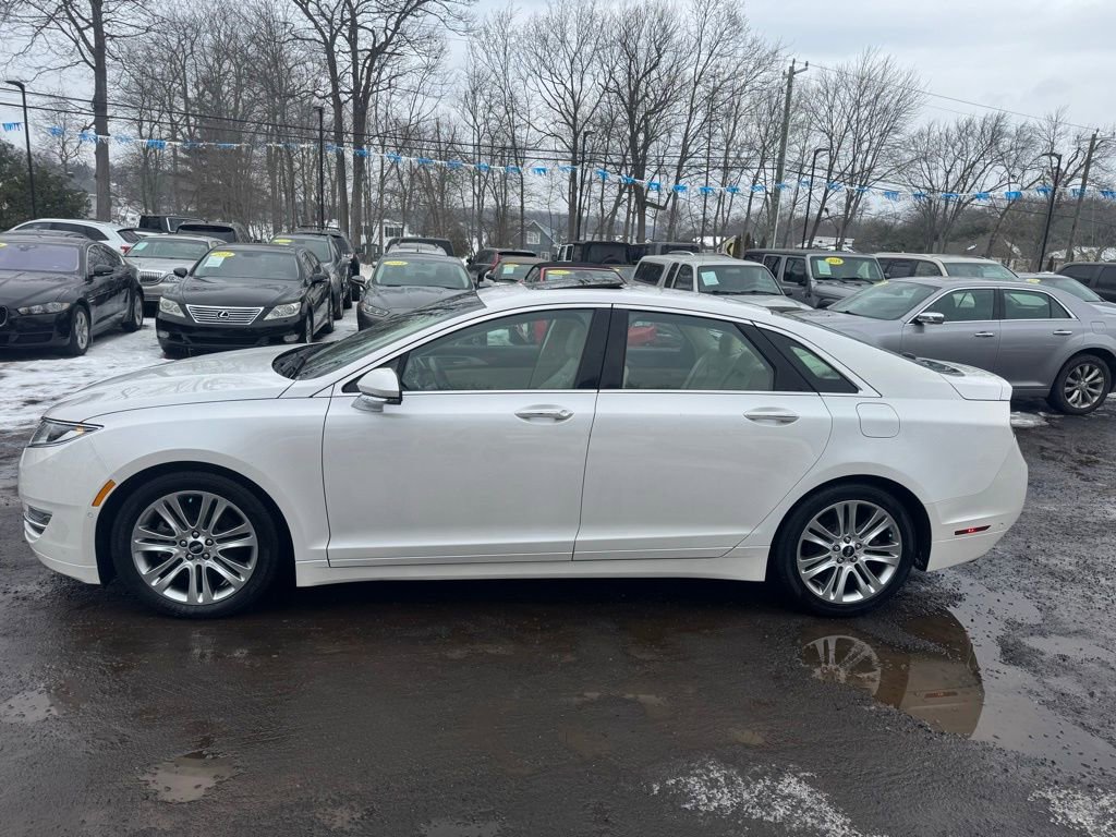 Used 2014 Lincoln MKZ w/ Equipment Group 102A Reserve image 10