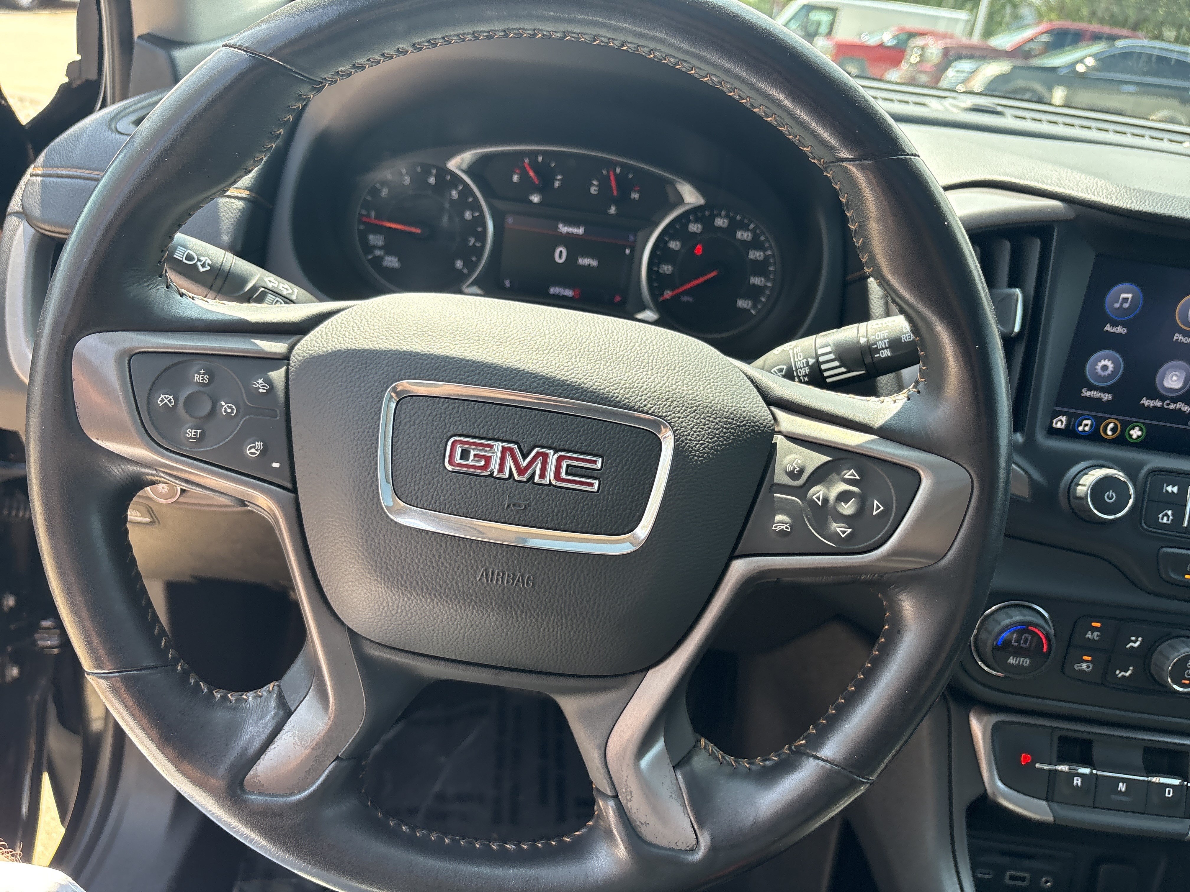 Used 2022 GMC Terrain AT4 AWD/4WD image 21