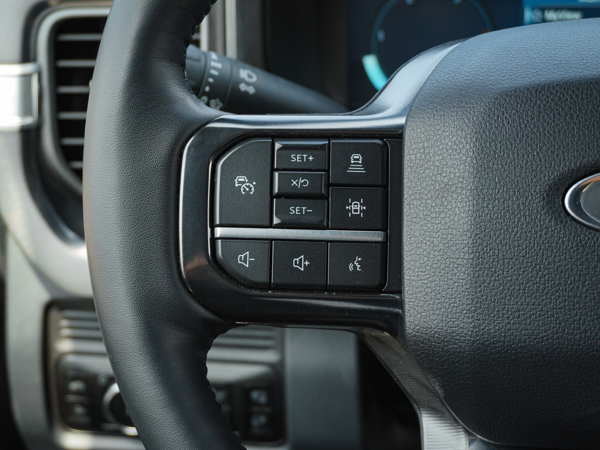 Used 2025 Ford F450 Platinum AWD/4WD image 20