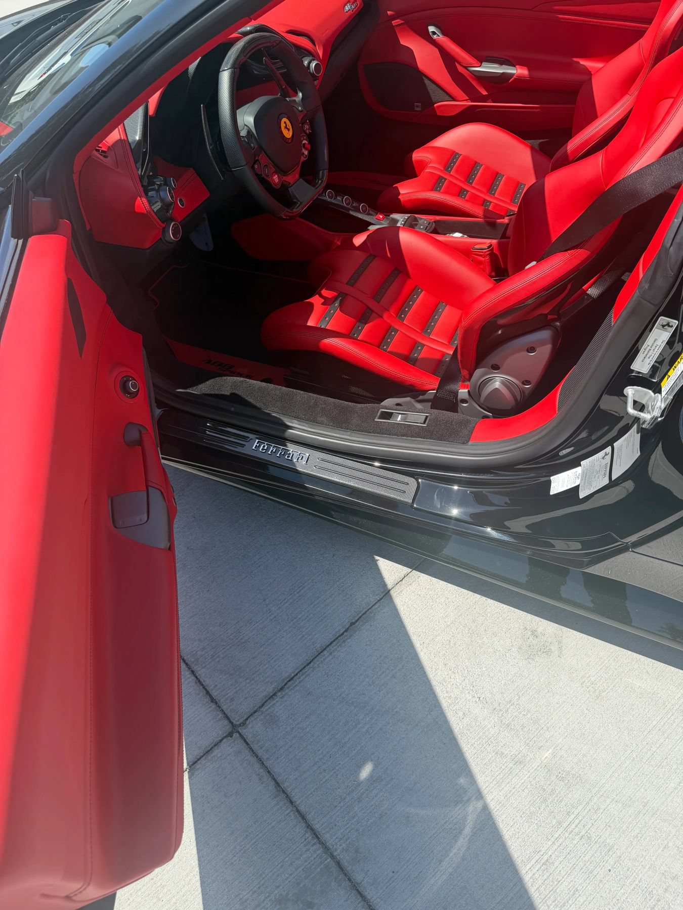 Used 2017 Ferrari 488 Spider RWD image 5