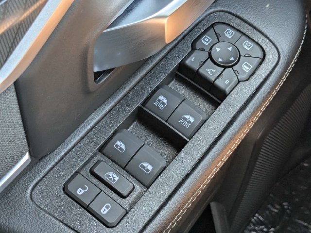 New 2026 RAM 3500 Big Horn AWD/4WD image 23