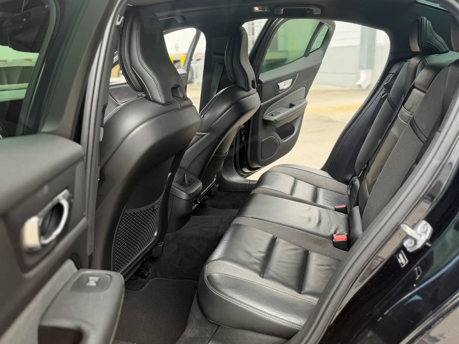 Used 2019 Volvo S60 T5 R-Design FWD image 21