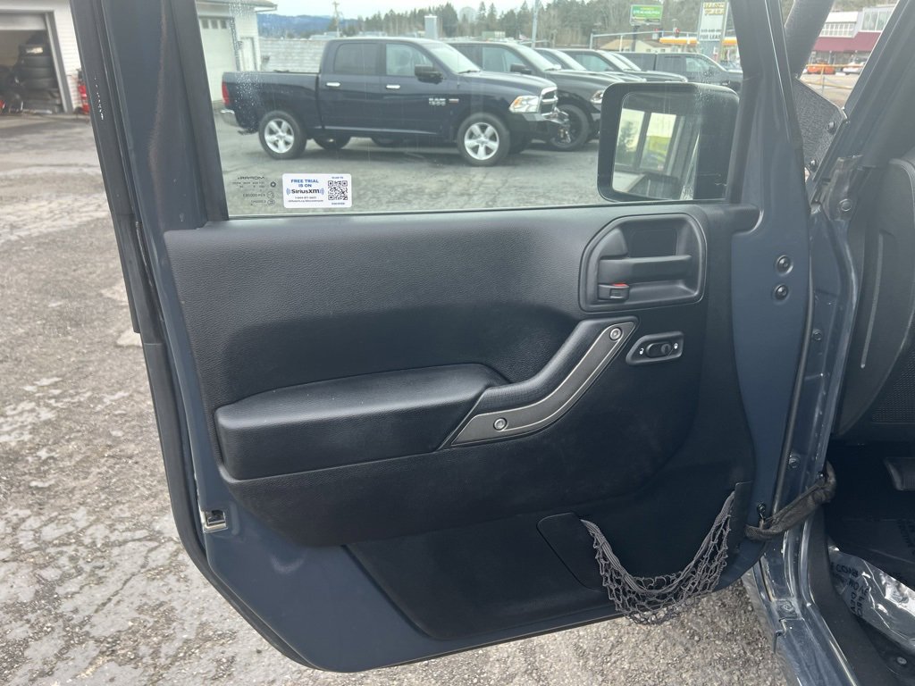 Used 2016 Jeep Wrangler Unlimited Sport w/ Power Convenience Group image 18