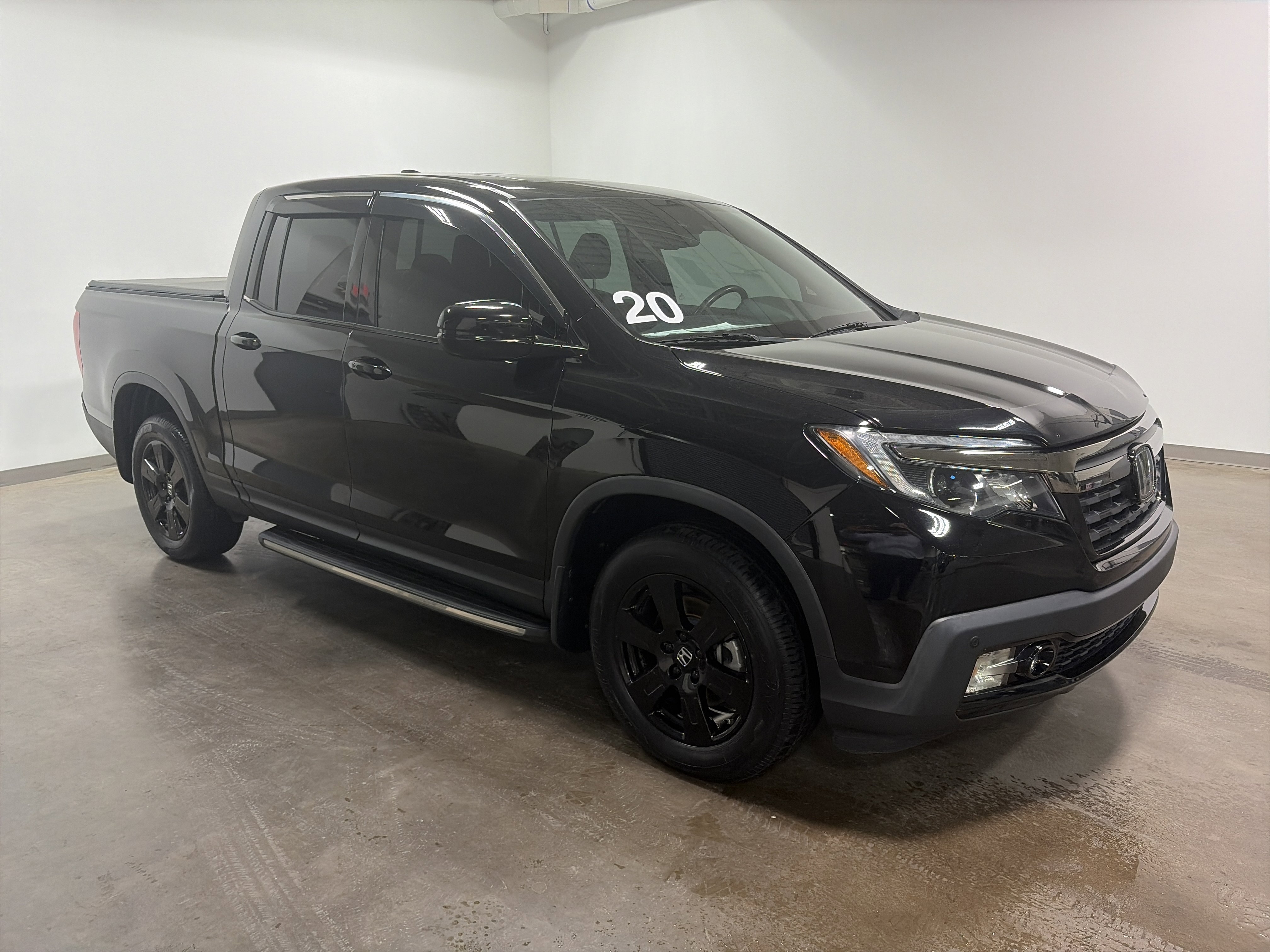 Used 2020 Honda Ridgeline Black Edition image 2
