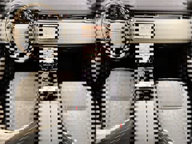 Used 2018 Land Rover Range Rover Velar R-Dynamic HSE image 9