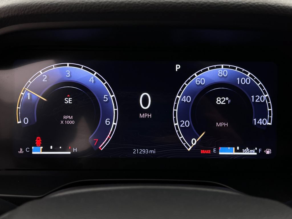Used 2025 Jeep Grand Cherokee Altitude AWD/4WD image 18