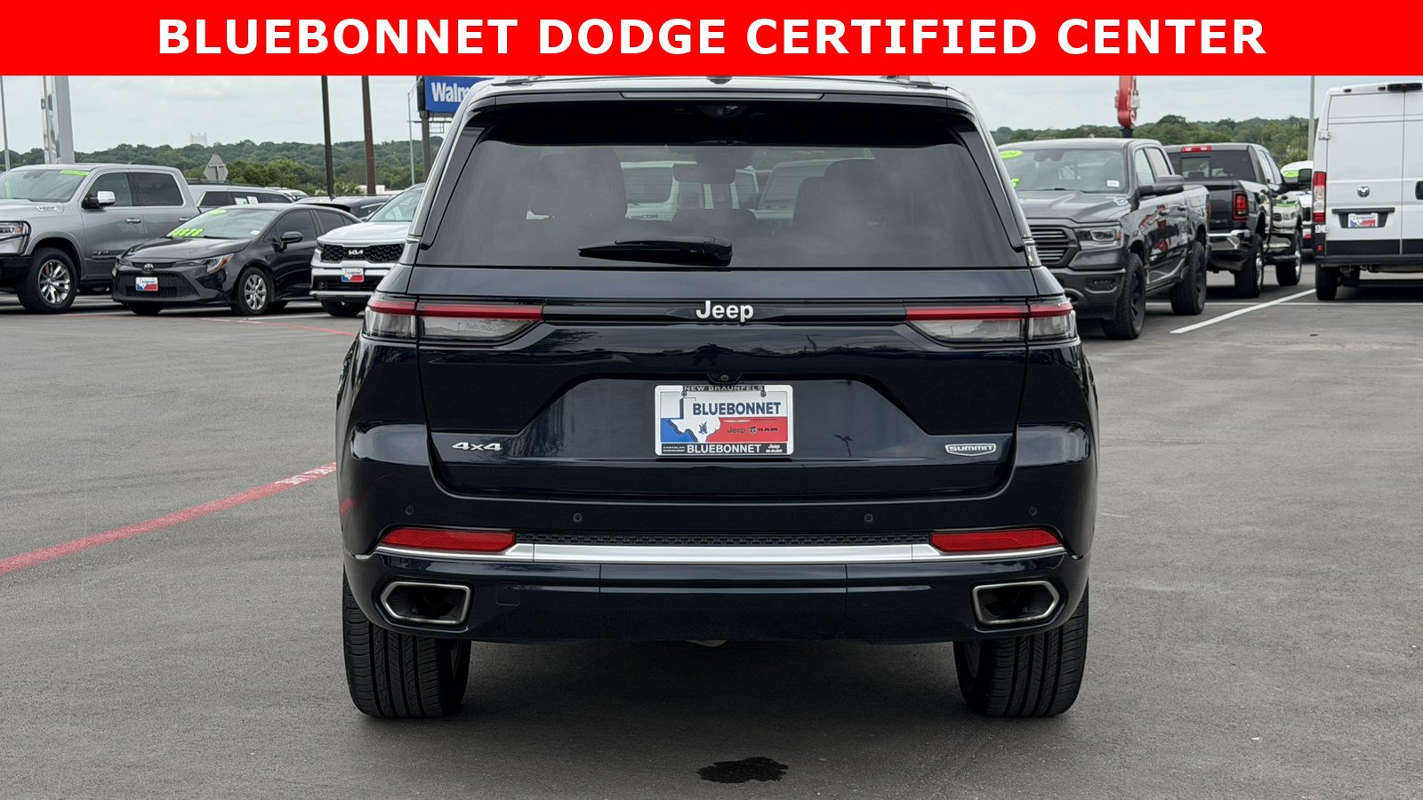 Used 2023 Jeep Grand Cherokee Summit w/ Adv Protech Group IV AWD/4WD image 6