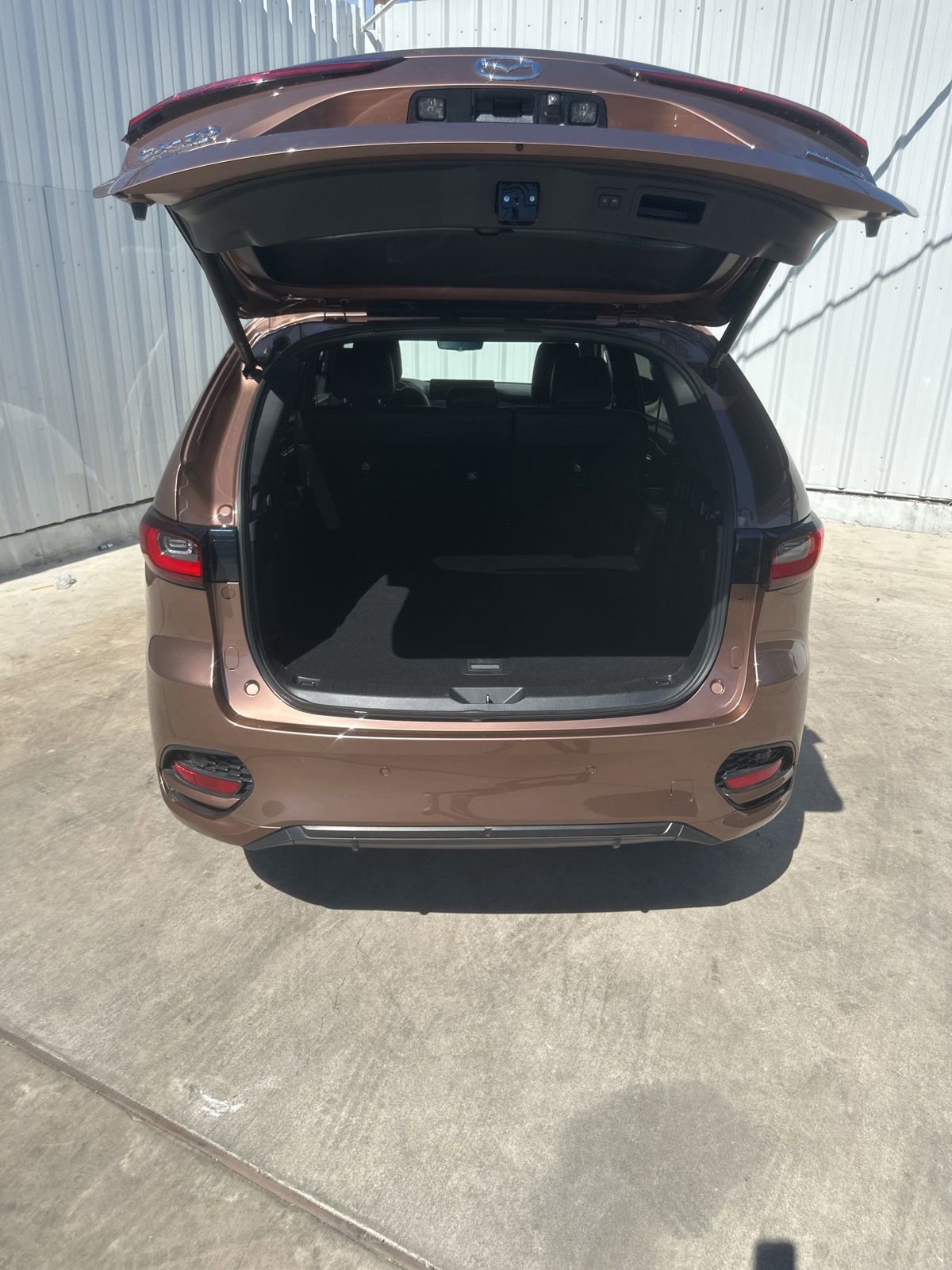 Certified 2025 MAZDA CX-70 3.3 Turbo S w/ Premium Package AWD/4WD image 7