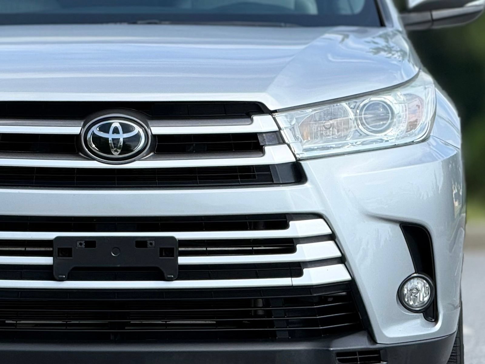 Used 2019 Toyota Highlander Plus w/ Protection Package #3 AWD/4WD image 15