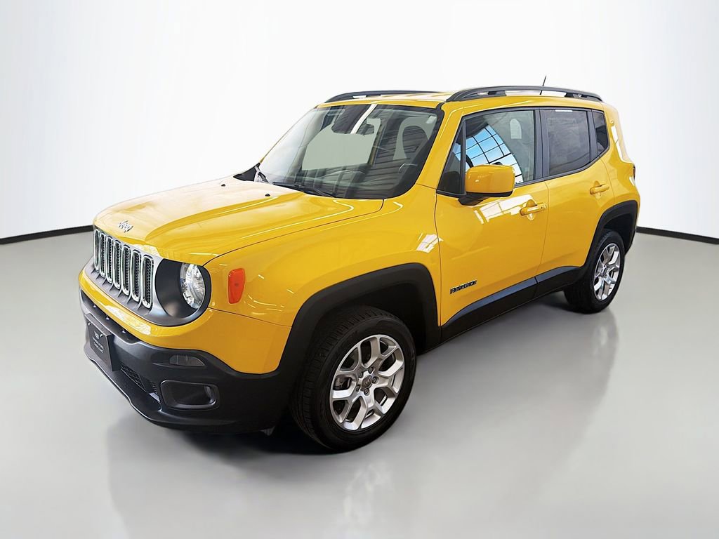 Used 2017 Jeep Renegade Latitude image 3