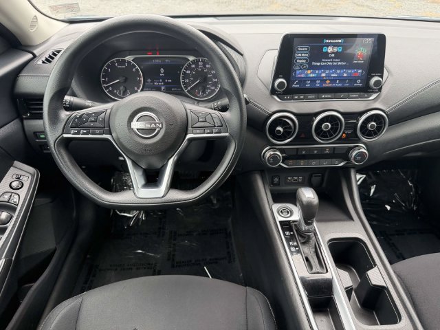 Used 2024 Nissan Sentra SV FWD image 3