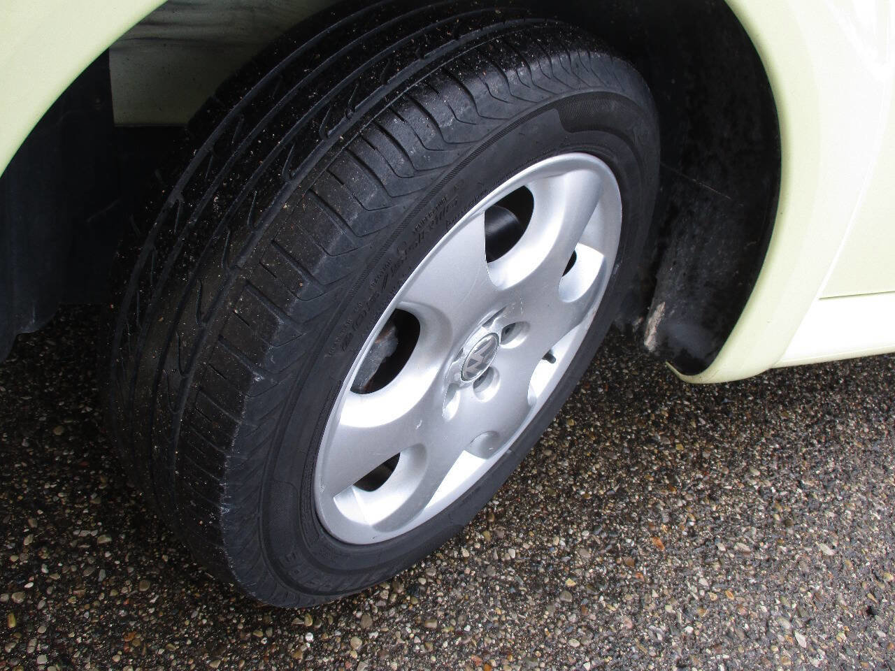 Used 2003 Volkswagen Beetle GLS image 22