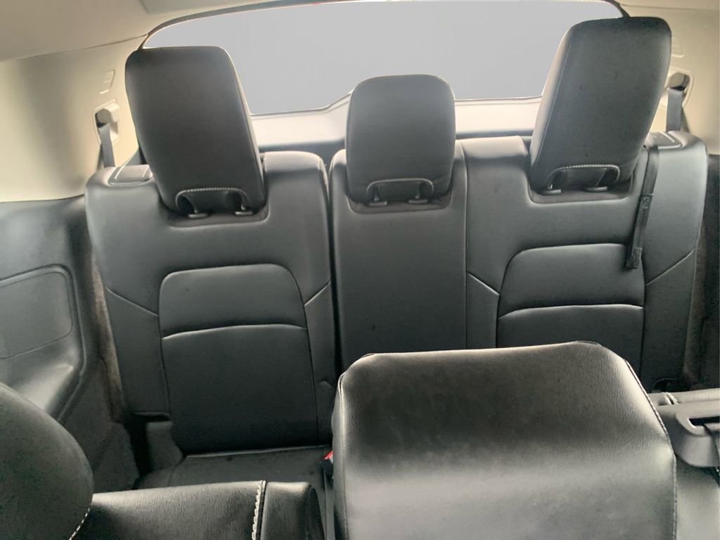 Certified 2023 Nissan Pathfinder SL w/ Lighting Package (N92) image 14