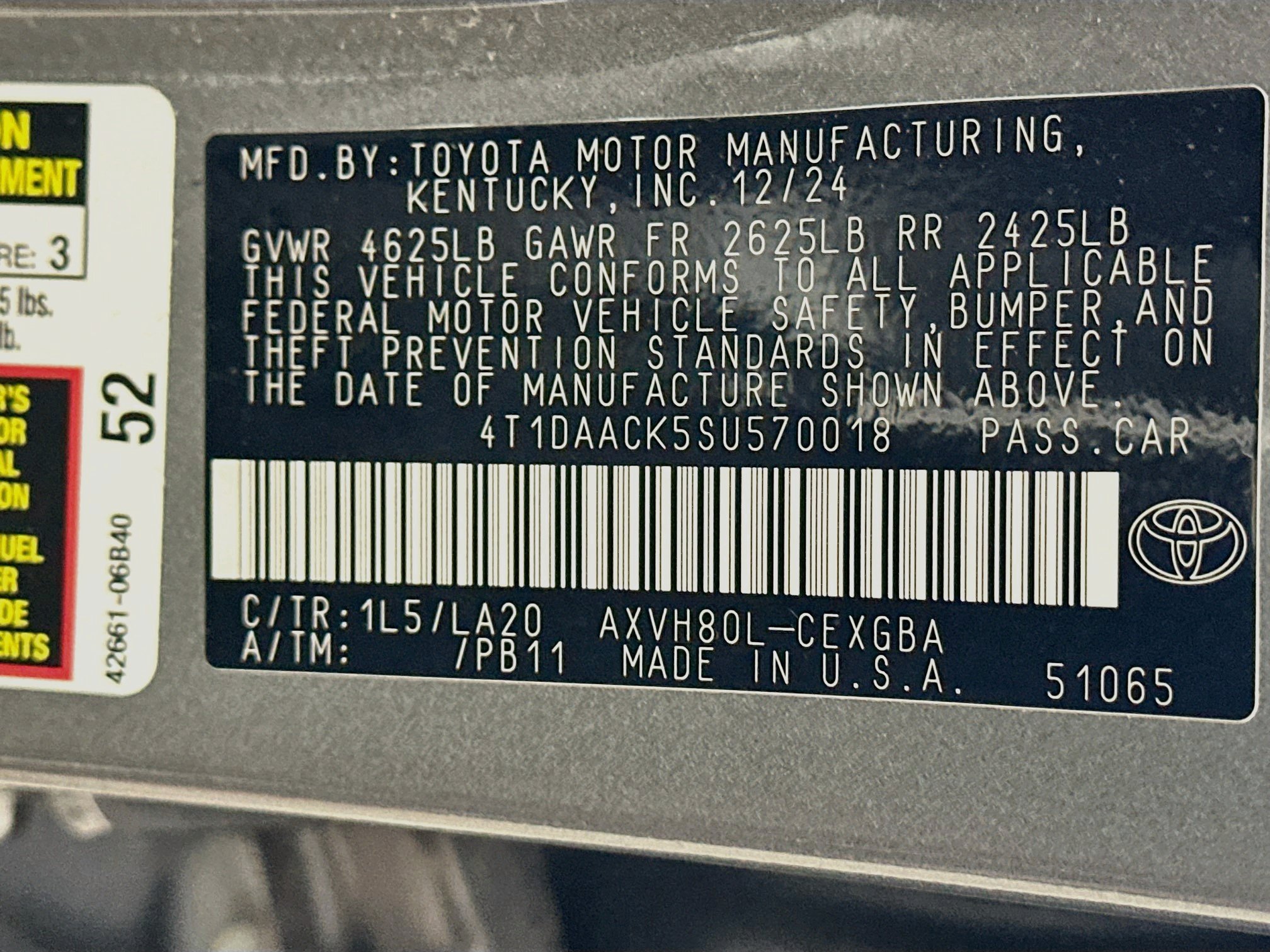 Used 2025 Toyota Camry XLE FWD image 12