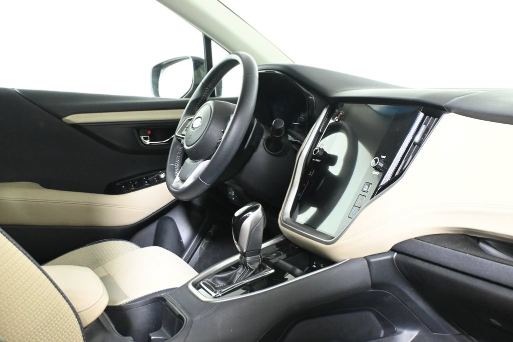 Used 2020 Subaru Outback Premium AWD/4WD image 31