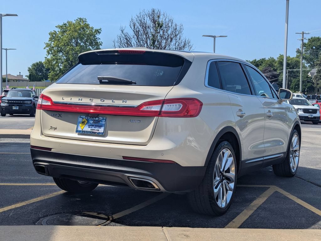 Used 2018 Lincoln MKX Reserve w/ Luxury Package AWD/4WD image 3