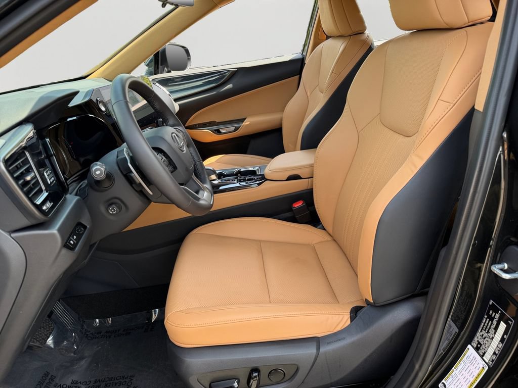 Certified 2025 Lexus NX 350 AWD w/ Accessory Package (Z2) image 15
