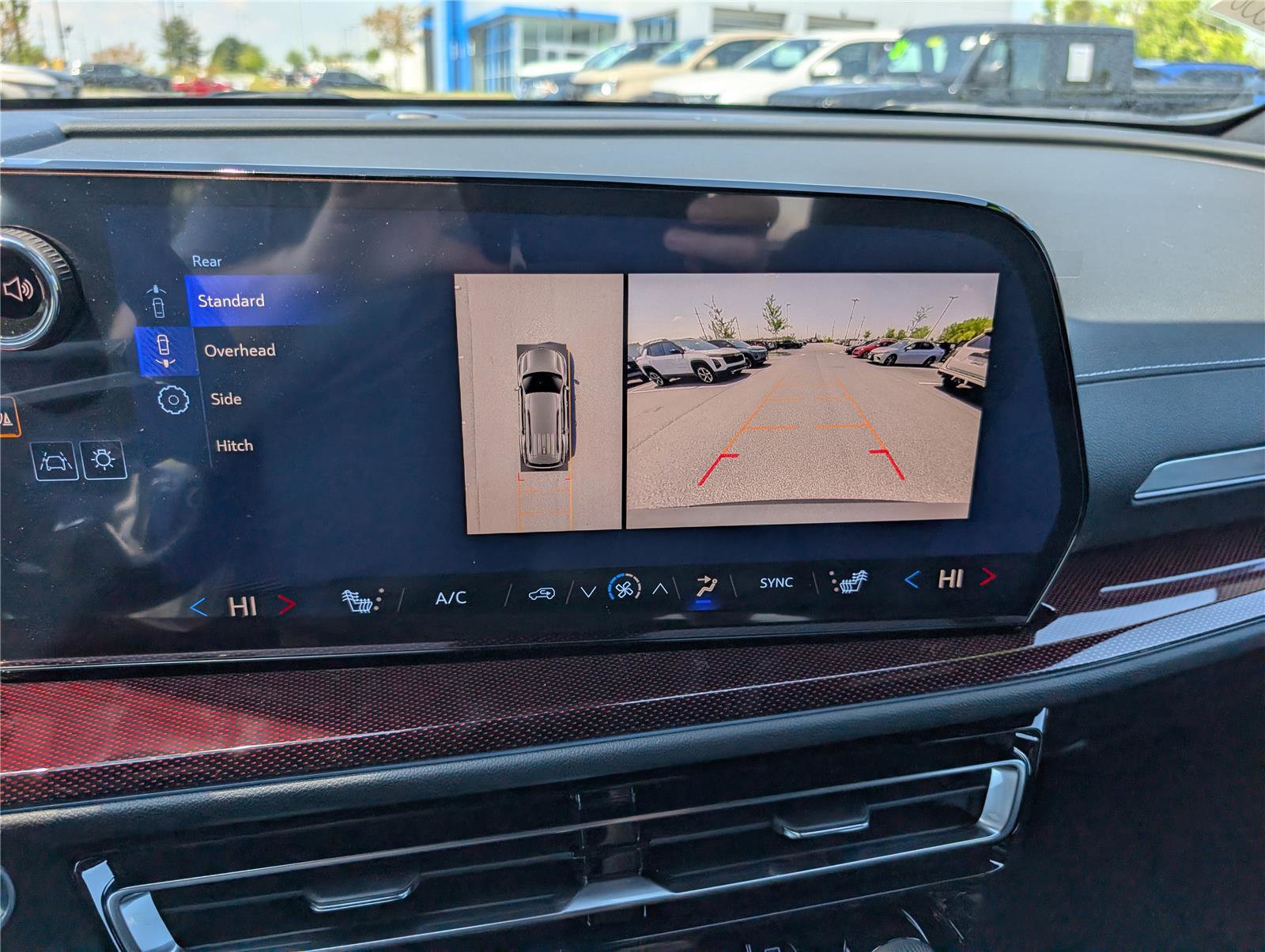 New 2026 Chevrolet Traverse Z71 w/ Driver Confidence Package AWD/4WD image 27