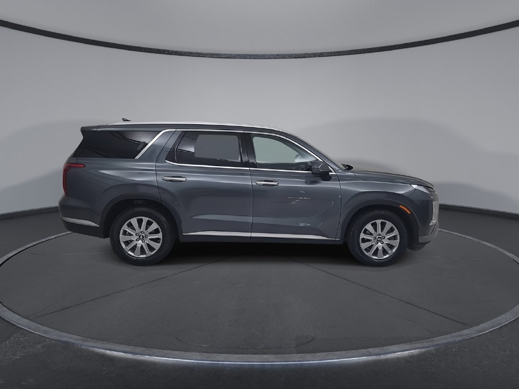 Used 2025 Hyundai Palisade SEL FWD image 18