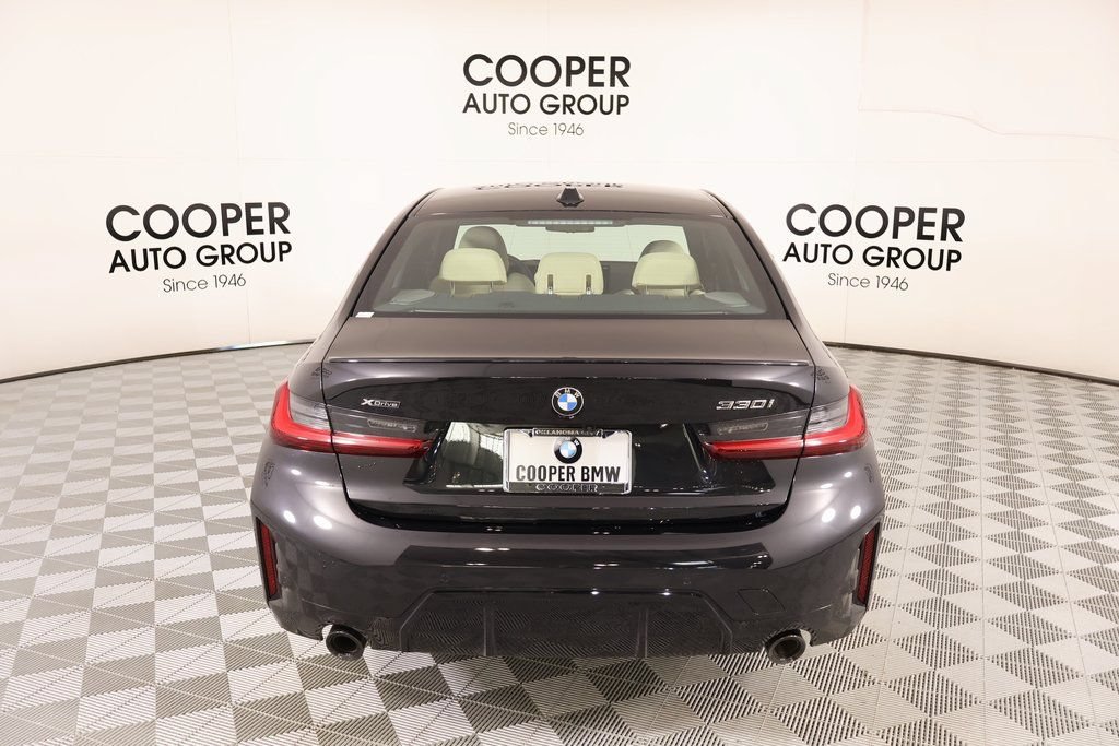 New 2026 BMW 330i xDrive Sedan w/ M Sport Package AWD/4WD image 23