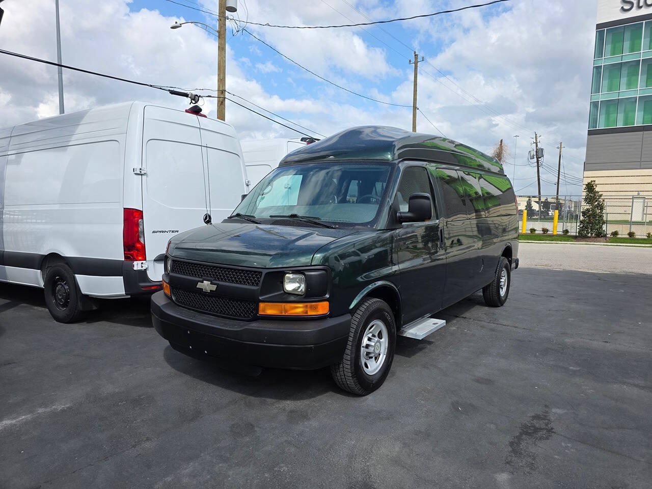 Used 2011 Chevrolet Express 3500 LS RWD image 30