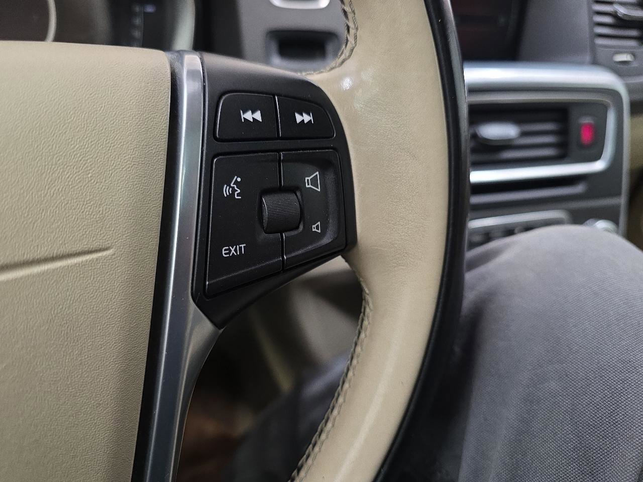 Used 2015 Volvo S60 T5 Premier image 50