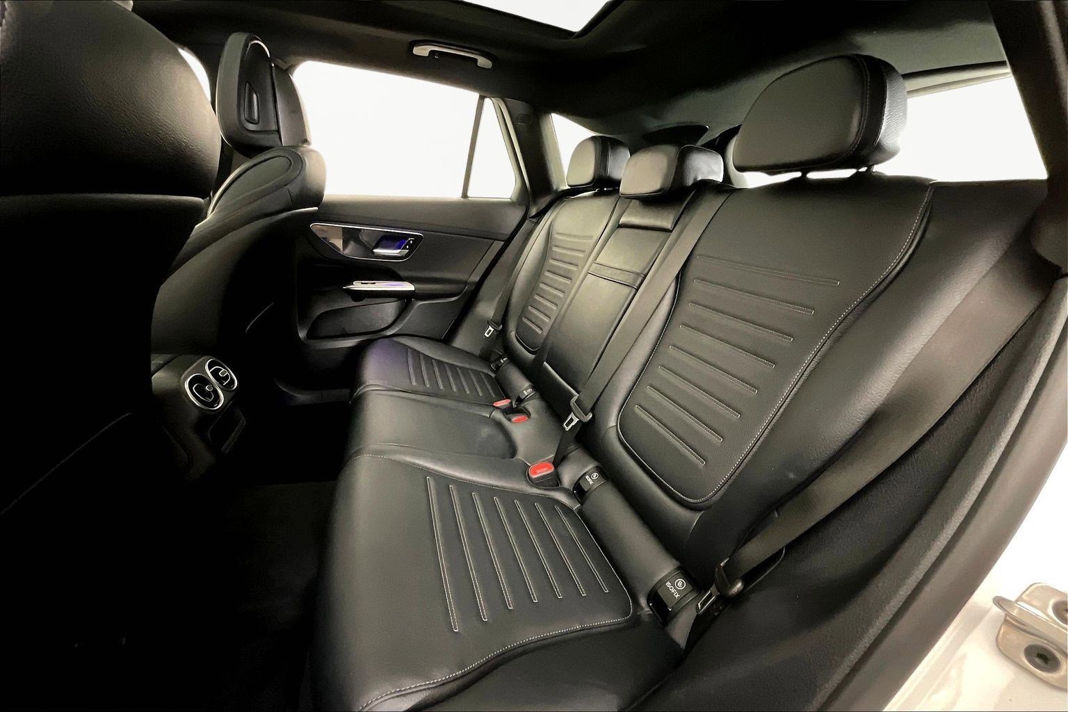Certified 2025 Mercedes-Benz GLC 43 AMG 4MATIC image 22