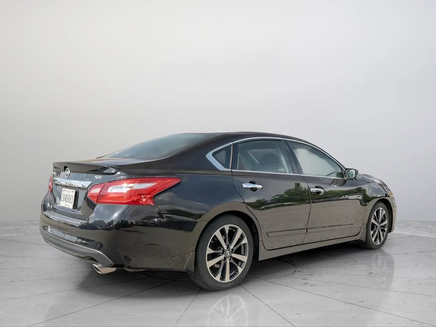 Used 2016 Nissan Altima 2.5 SR image 8