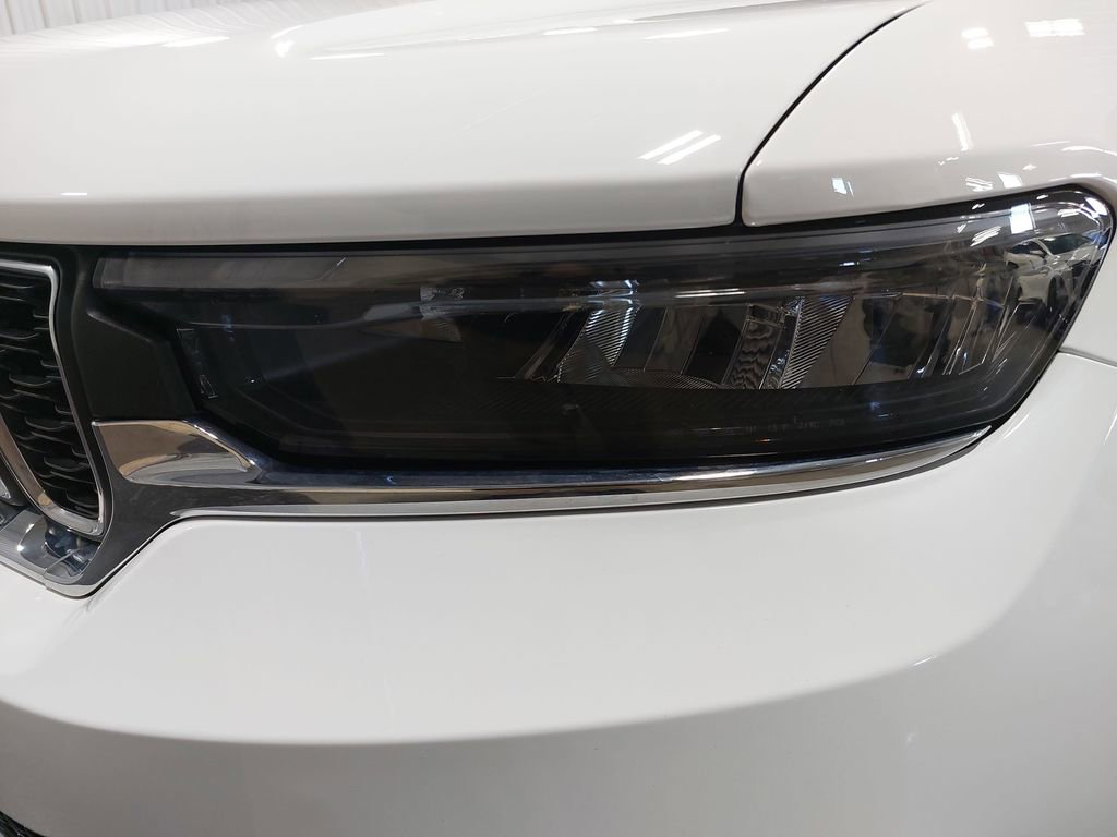 Used 2023 Jeep Grand Cherokee Laredo image 30