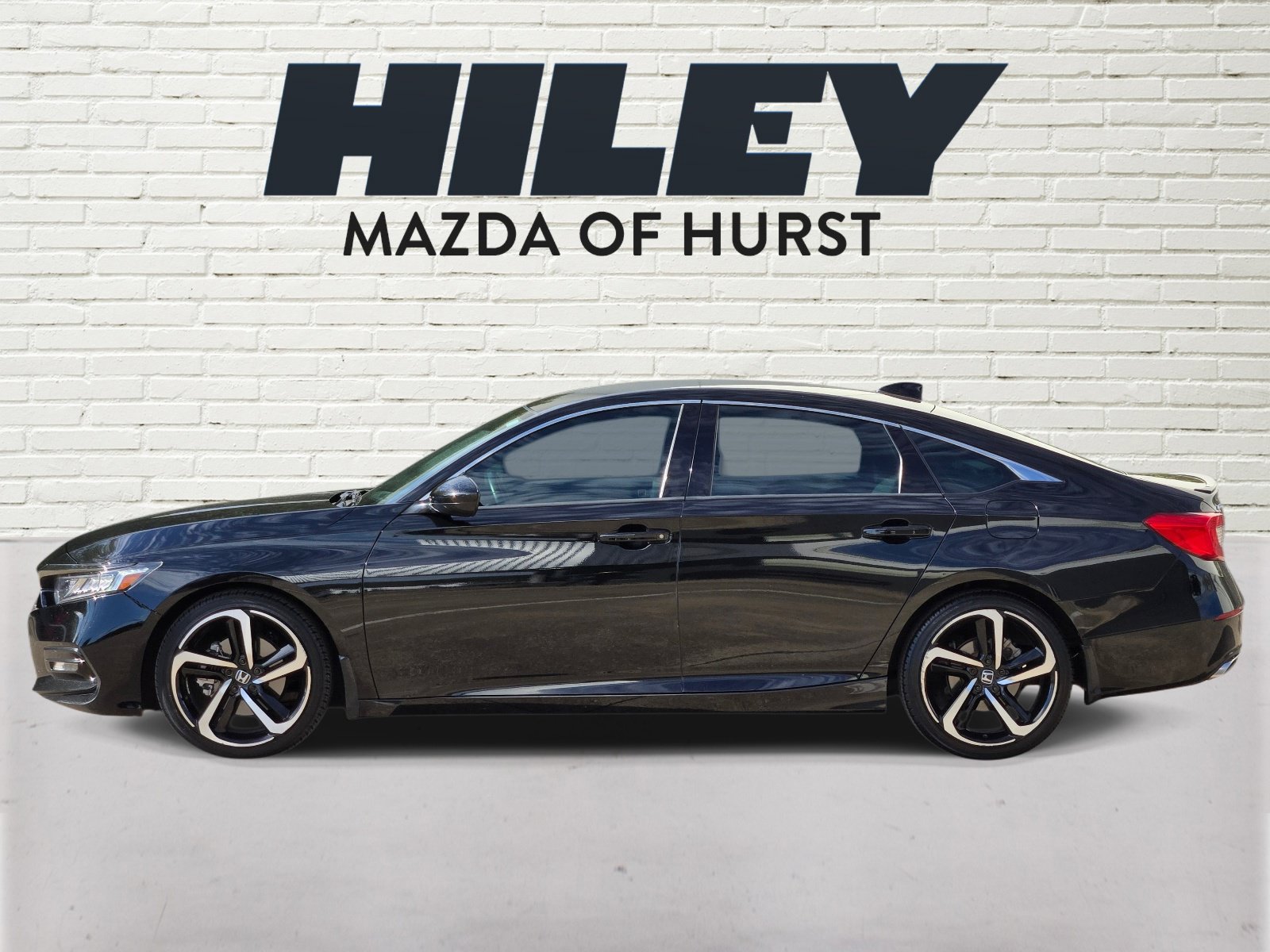 Used 2020 Honda Accord Sport image 4