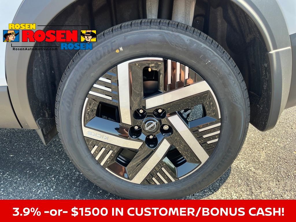 New 2026 Nissan Kicks SV image 10