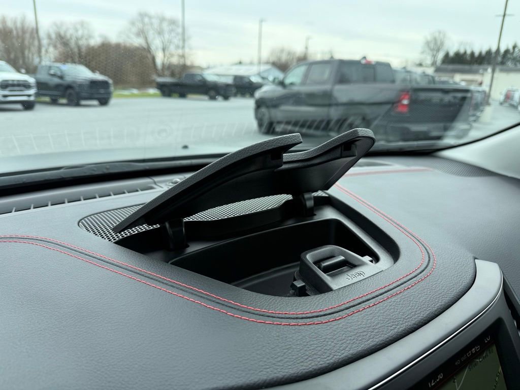 Used 2022 Jeep Cherokee Trailhawk w/ Sun, Sound & Nav Group image 30