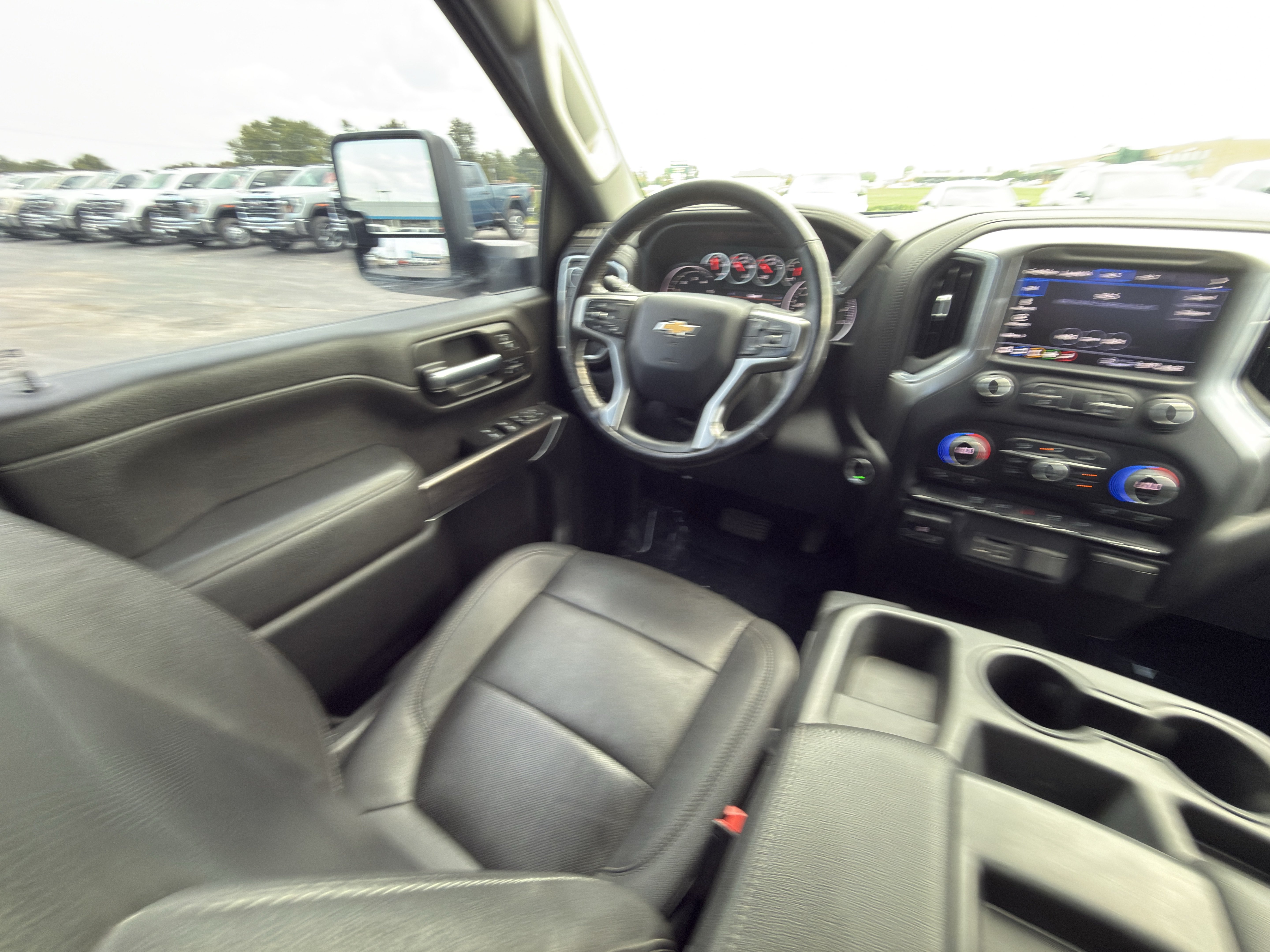 Certified 2022 Chevrolet Silverado 2500 LTZ w/ Snow Plow Prep/Camper Package AWD/4WD image 27
