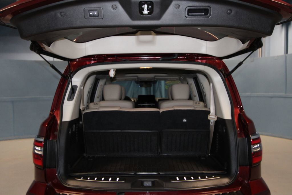 Used 2024 Nissan Armada Platinum w/ Captain's Chairs Package image 47