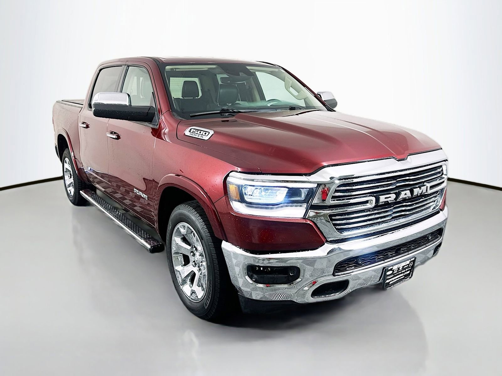 Used 2019 RAM 1500 Laramie RWD image 1