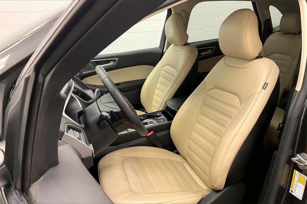 Used 2019 Ford Edge SEL w/ Equipment Group 201A image 15