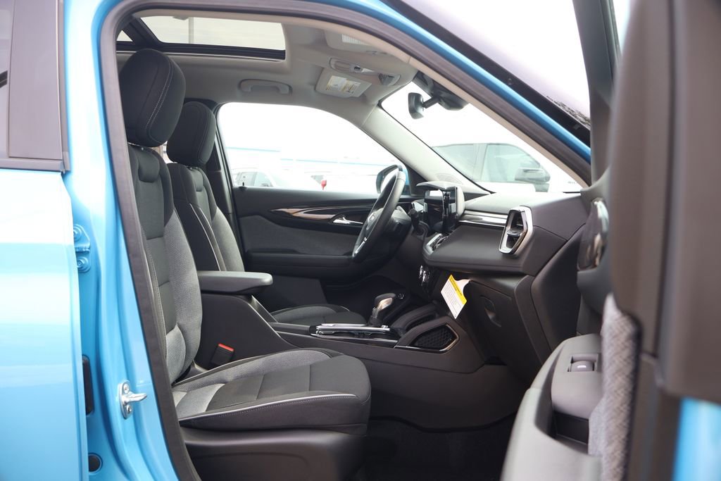 New 2026 Chevrolet TrailBlazer LT FWD image 43