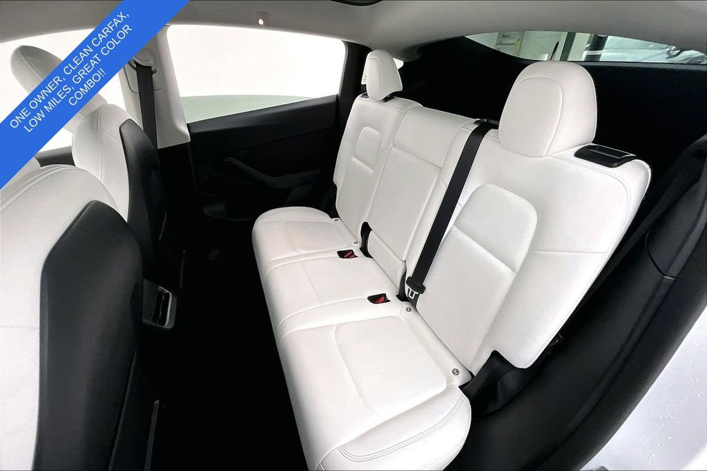Used 2022 Tesla Model Y Performance AWD/4WD image 32