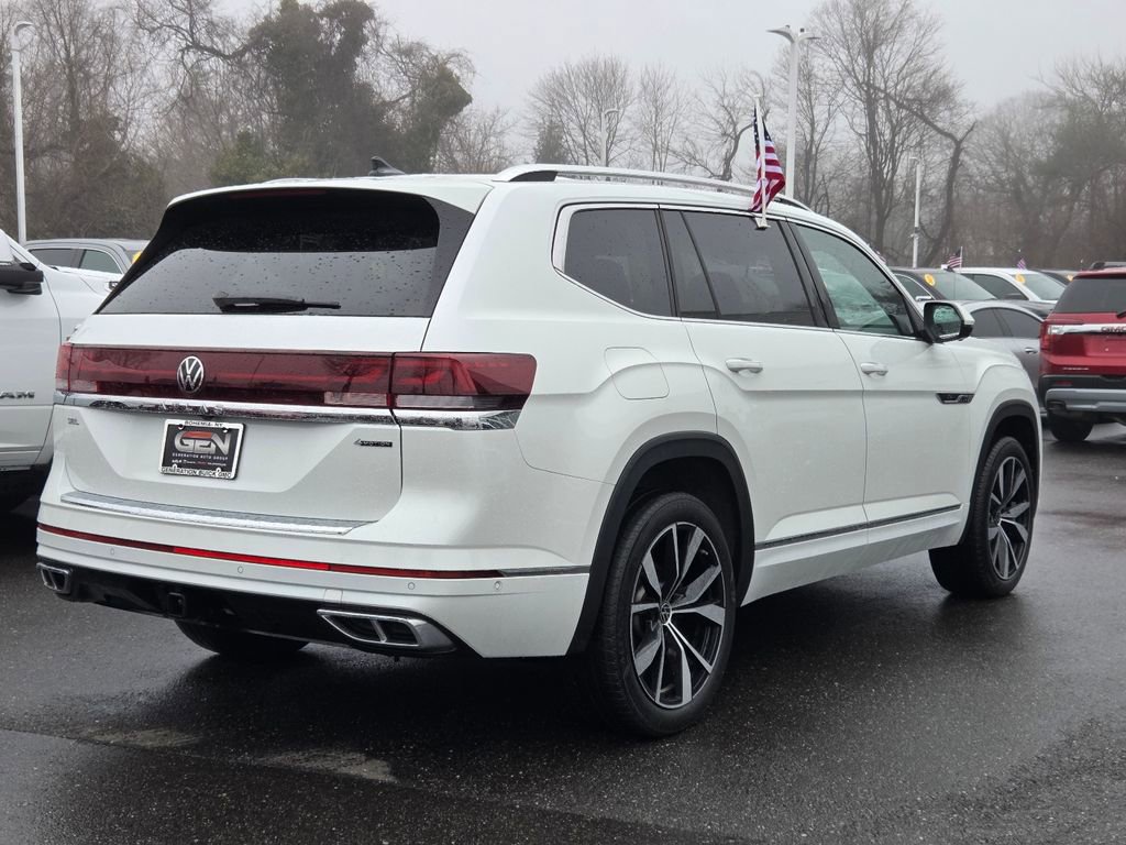 Used 2024 Volkswagen Atlas SEL Premium R-Line AWD/4WD image 4