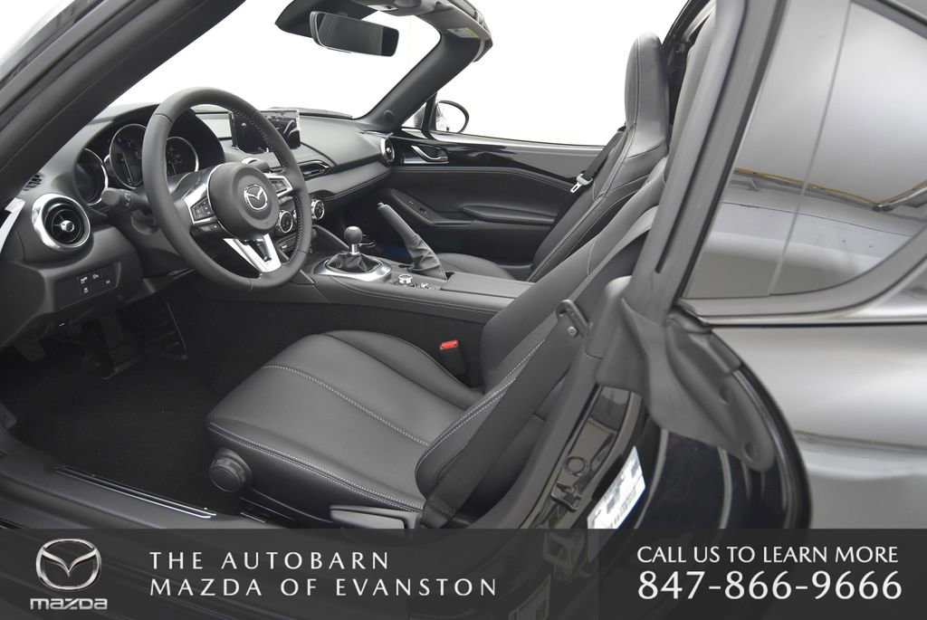 New 2026 MAZDA MX-5 Miata RF Grand Touring w/ Appearance Package RWD image 24