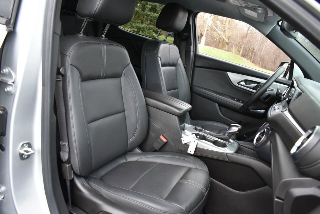 Used 2022 Chevrolet Blazer LT AWD/4WD image 26