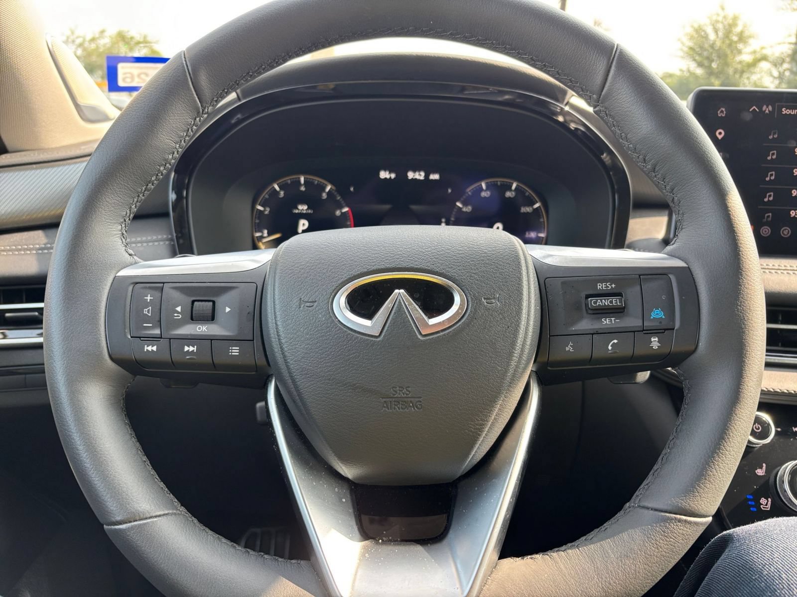 Used 2026 INFINITI QX60 Luxe AWD/4WD image 31