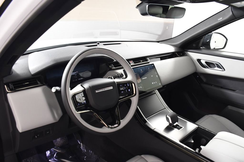 New 2026 Land Rover Range Rover Velar S AWD/4WD image 12