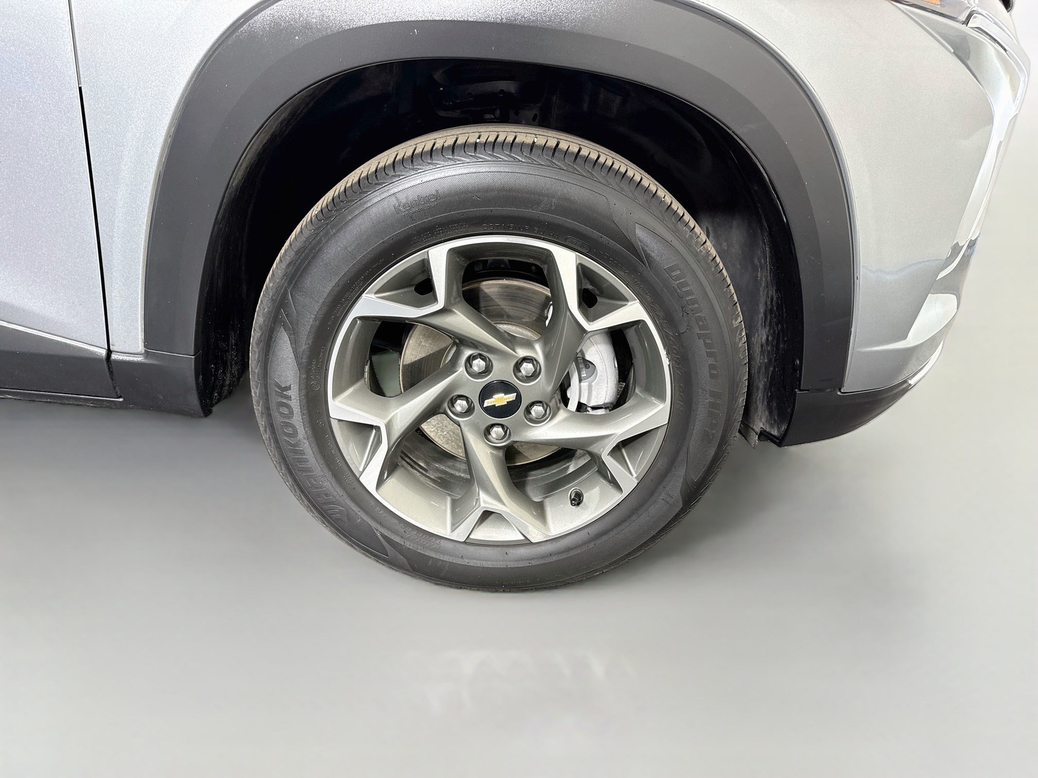Used 2026 Chevrolet Trax LT FWD image 40